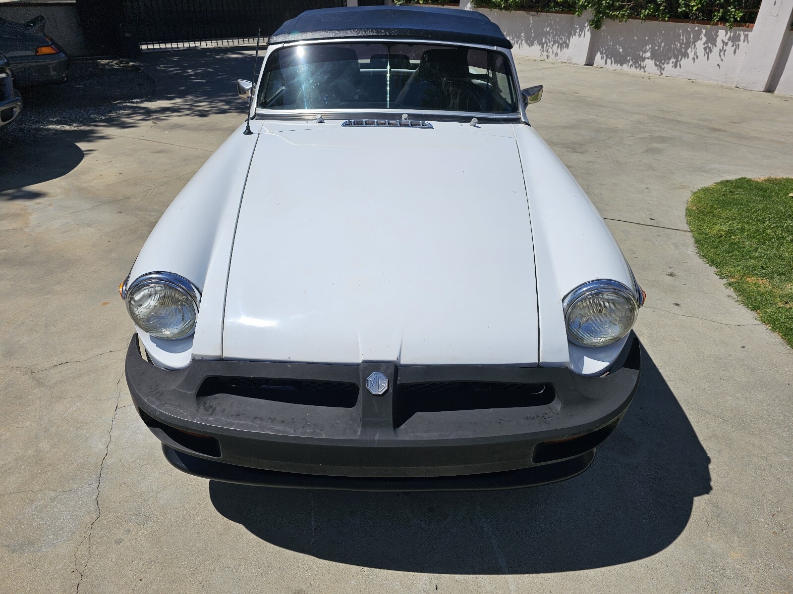 MG-MGB-1974-8