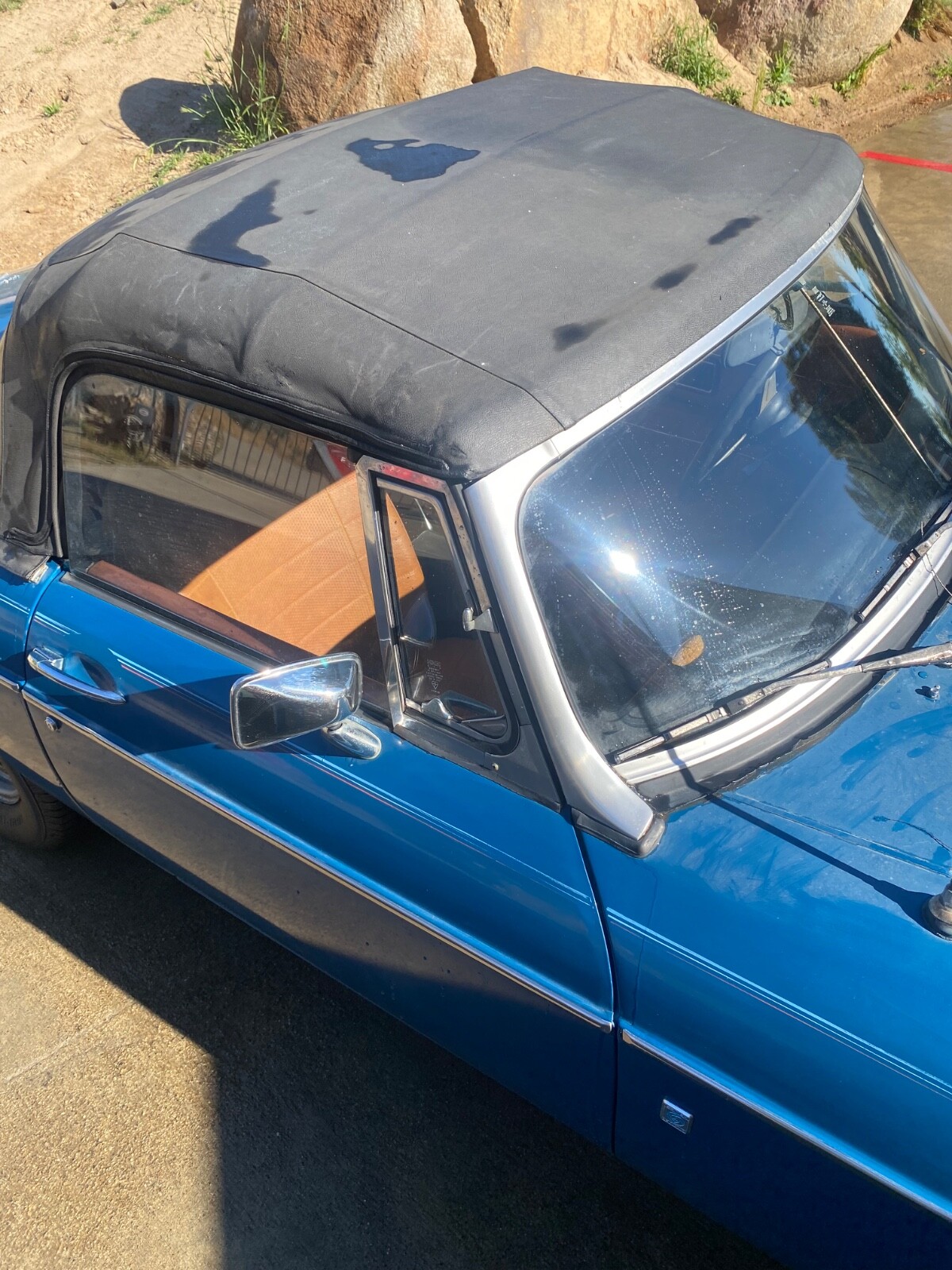 MG-MGB-1974-Convertible-11