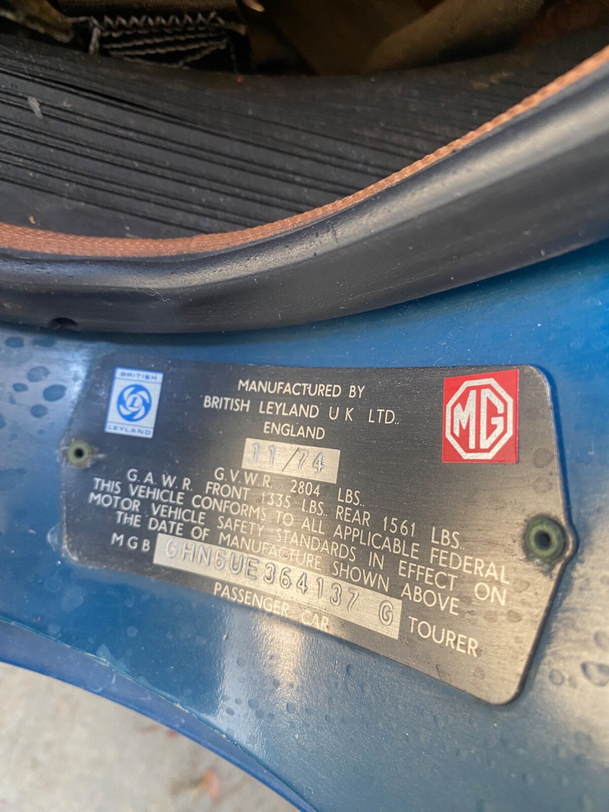 MG-MGB-1974-Convertible-17