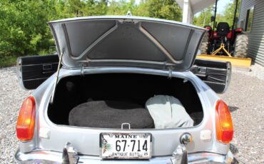 MG-MGB-1974-Convertible-17