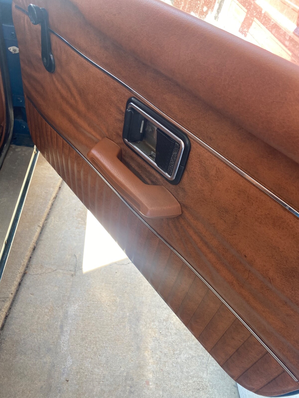 MG-MGB-1974-Convertible-18
