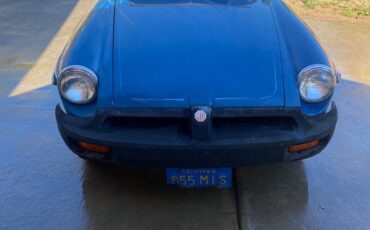 MG-MGB-1974-Convertible-3