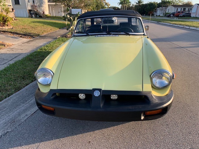 MG-MGB-1976-Convertible-1