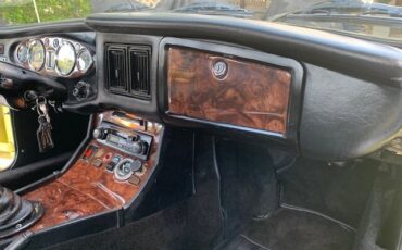 MG-MGB-1976-Convertible-12