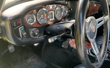 MG-MGB-1976-Convertible-16