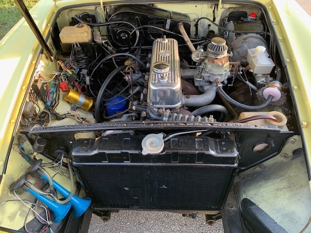 MG-MGB-1976-Convertible-20