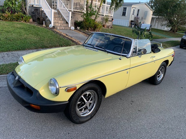 MG-MGB-1976-Convertible-6