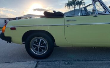 MG-MGB-1976-Convertible-9