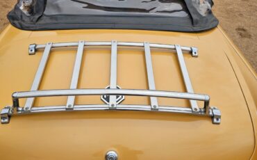 MG-MGB-1977-Convertible-11