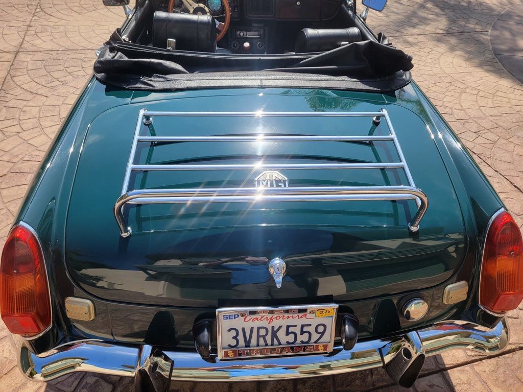 MG-MGB-1977-Convertible-11
