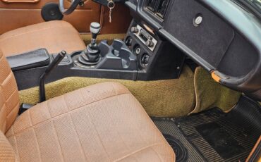 MG-MGB-1977-Convertible-19