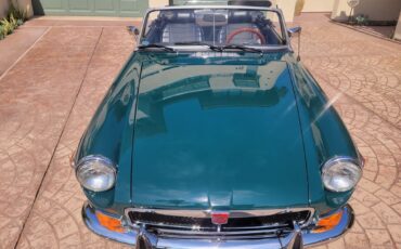 MG-MGB-1977-Convertible-2
