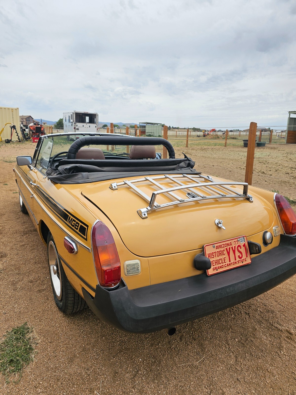MG-MGB-1977-Convertible