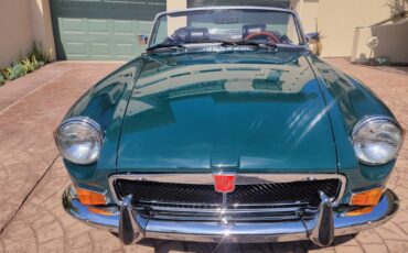 MG-MGB-1977-Convertible-3