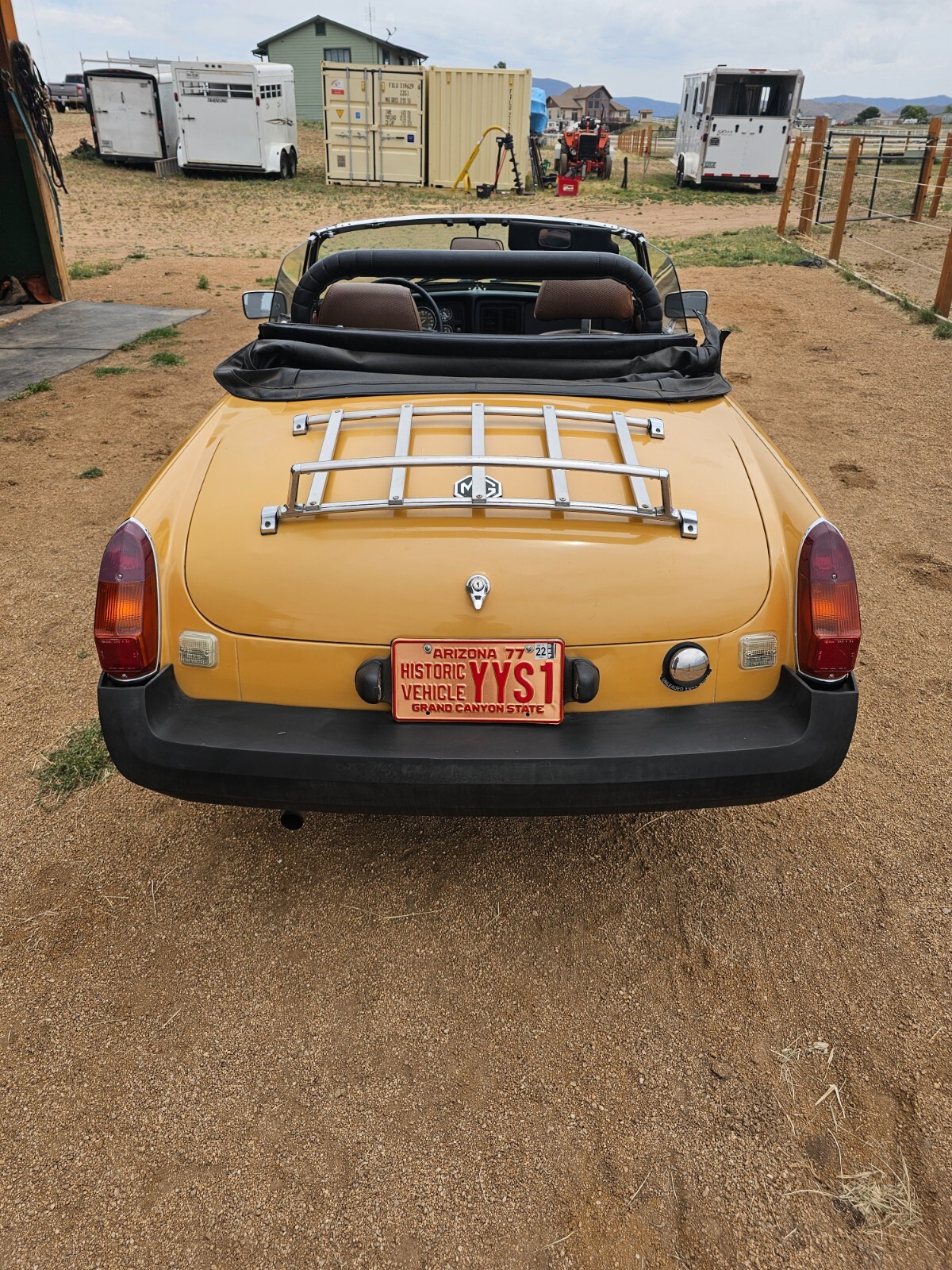 MG-MGB-1977-Convertible-7
