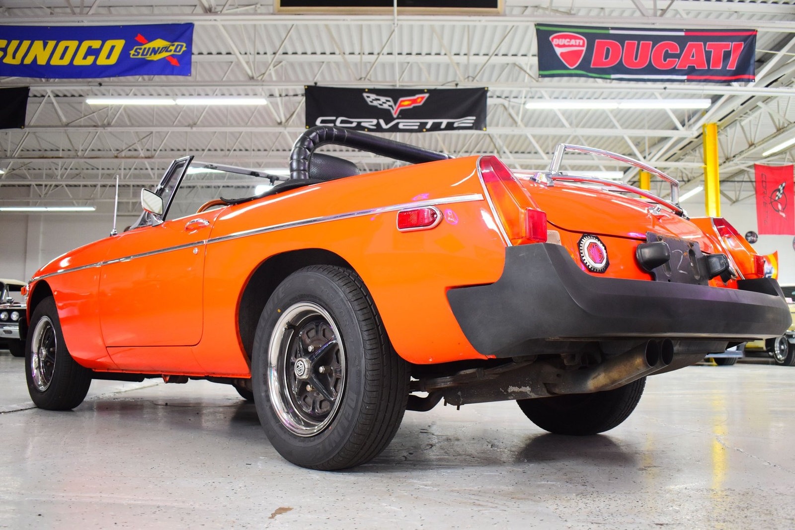 MG-MGB-1978-16