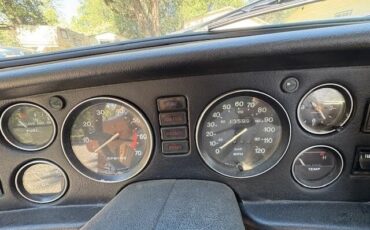 MG-MGB-1978-Convertible-7