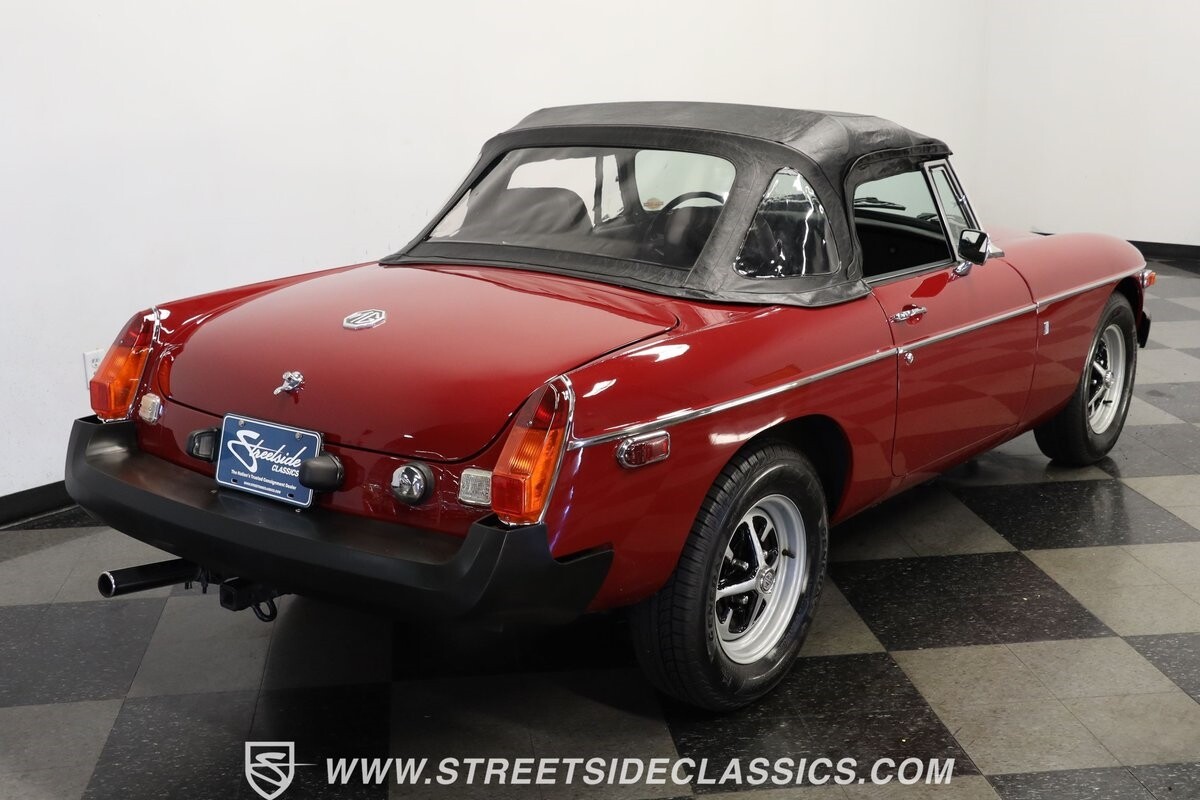 MG-MGB-1979-Convertible-10