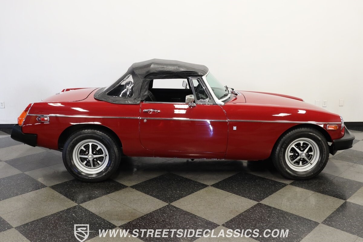 MG-MGB-1979-Convertible-12