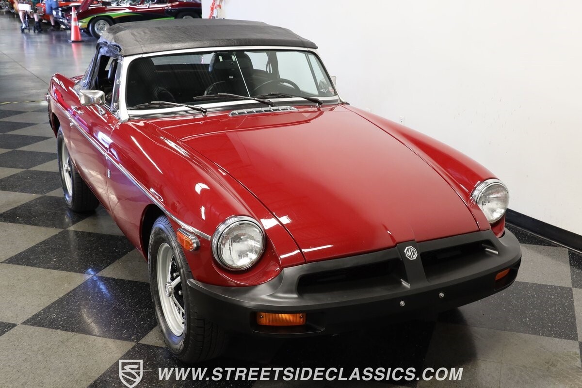 MG-MGB-1979-Convertible-14