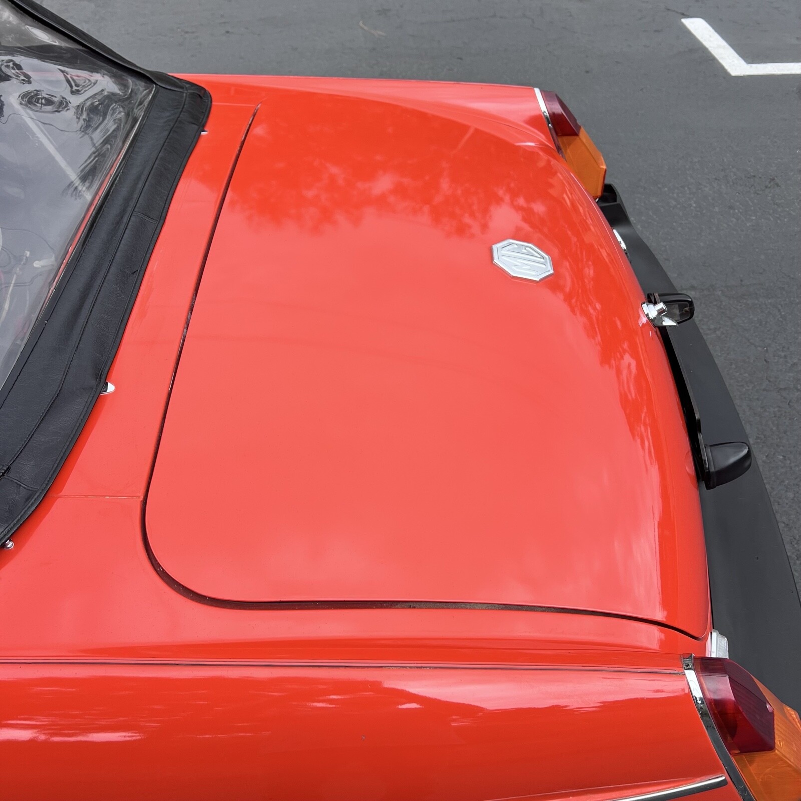 MG-MGB-1979-Convertible-17