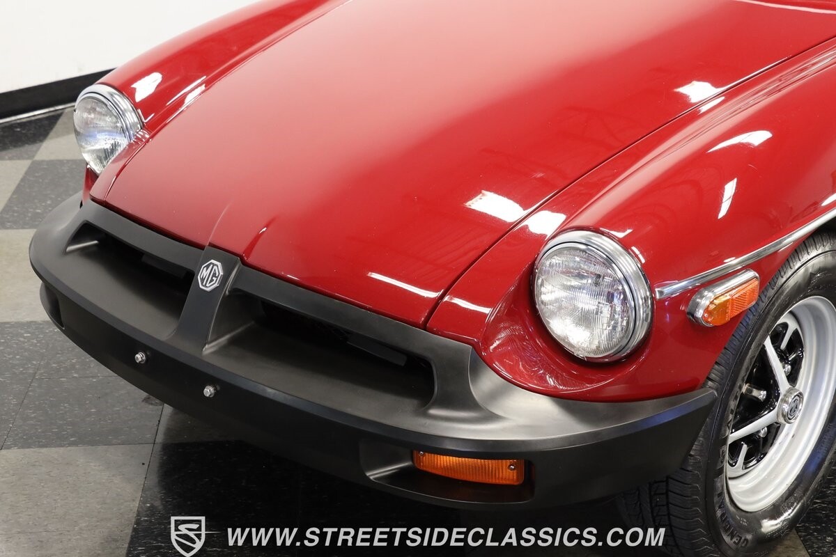 MG-MGB-1979-Convertible-18