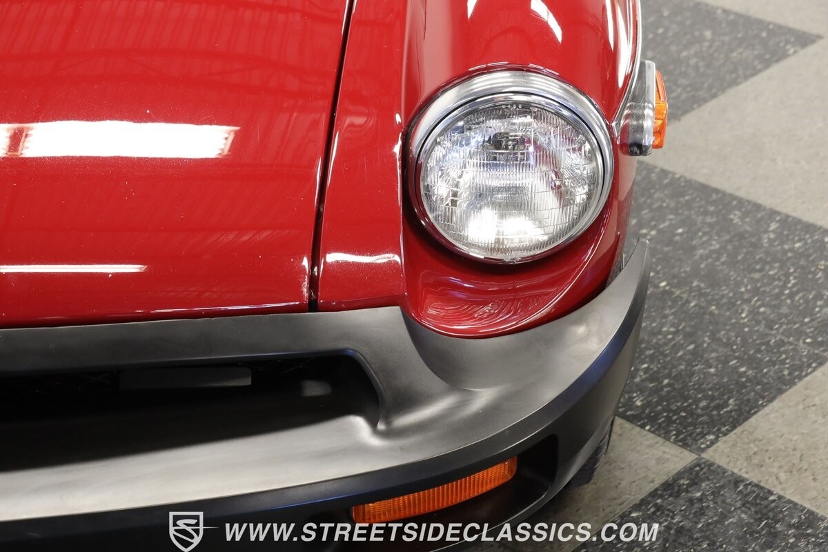 MG-MGB-1979-Convertible-19
