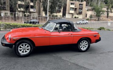 MG-MGB-1979-Convertible-2
