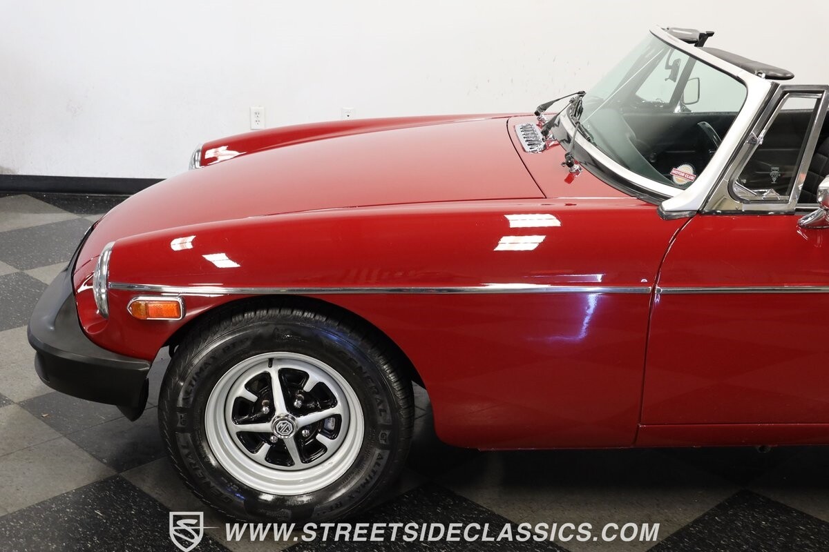 MG-MGB-1979-Convertible-22