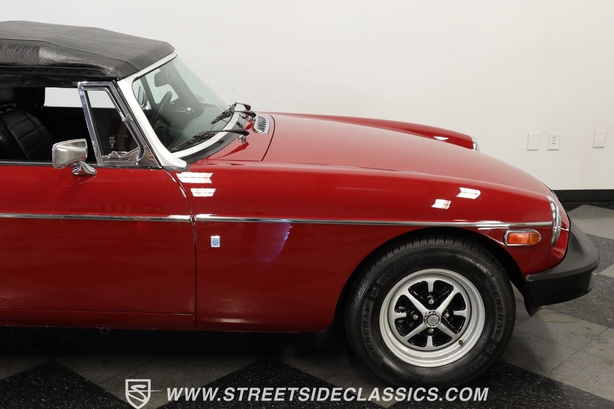 MG-MGB-1979-Convertible-28
