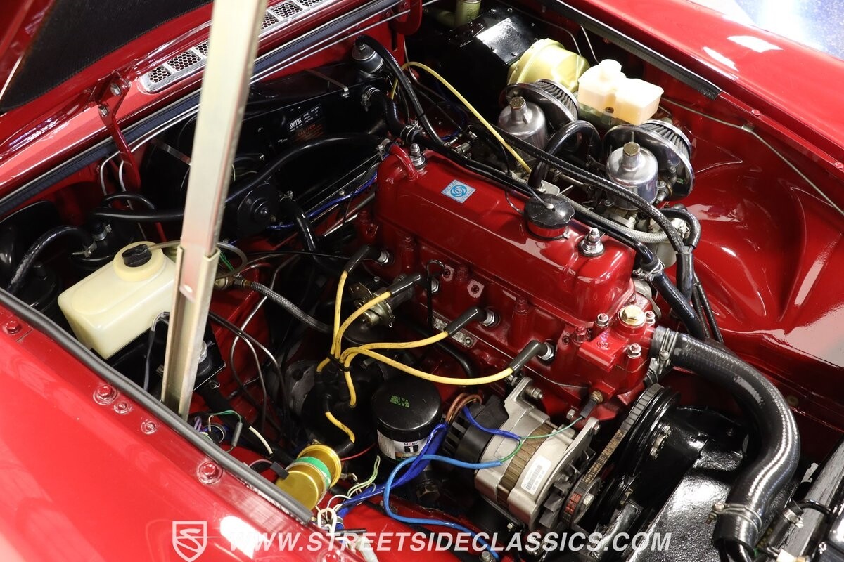 MG-MGB-1979-Convertible-32