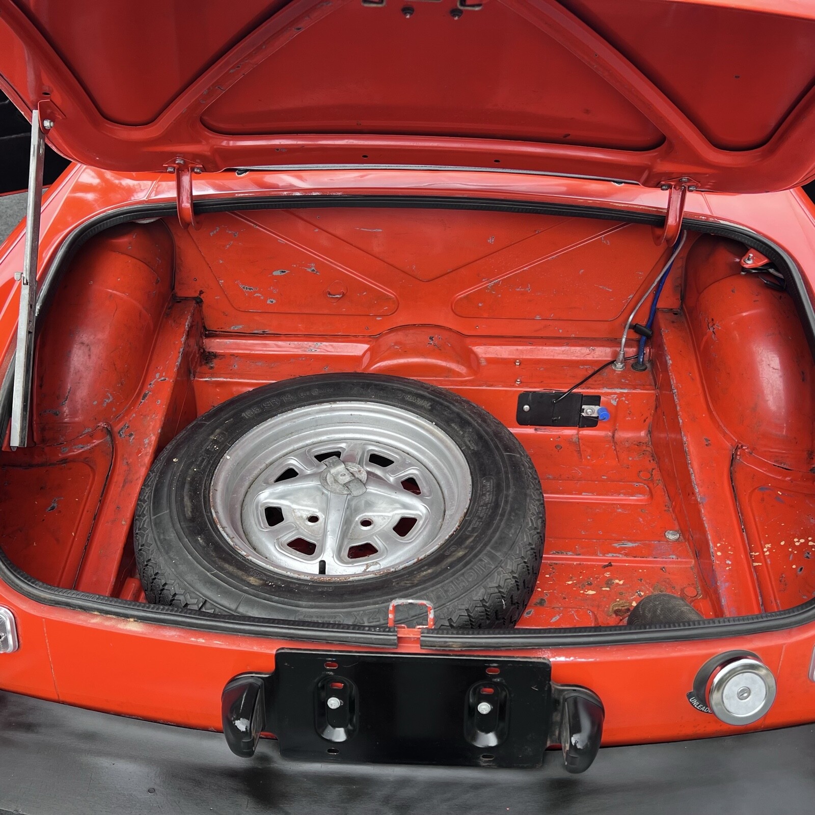 MG-MGB-1979-Convertible-34