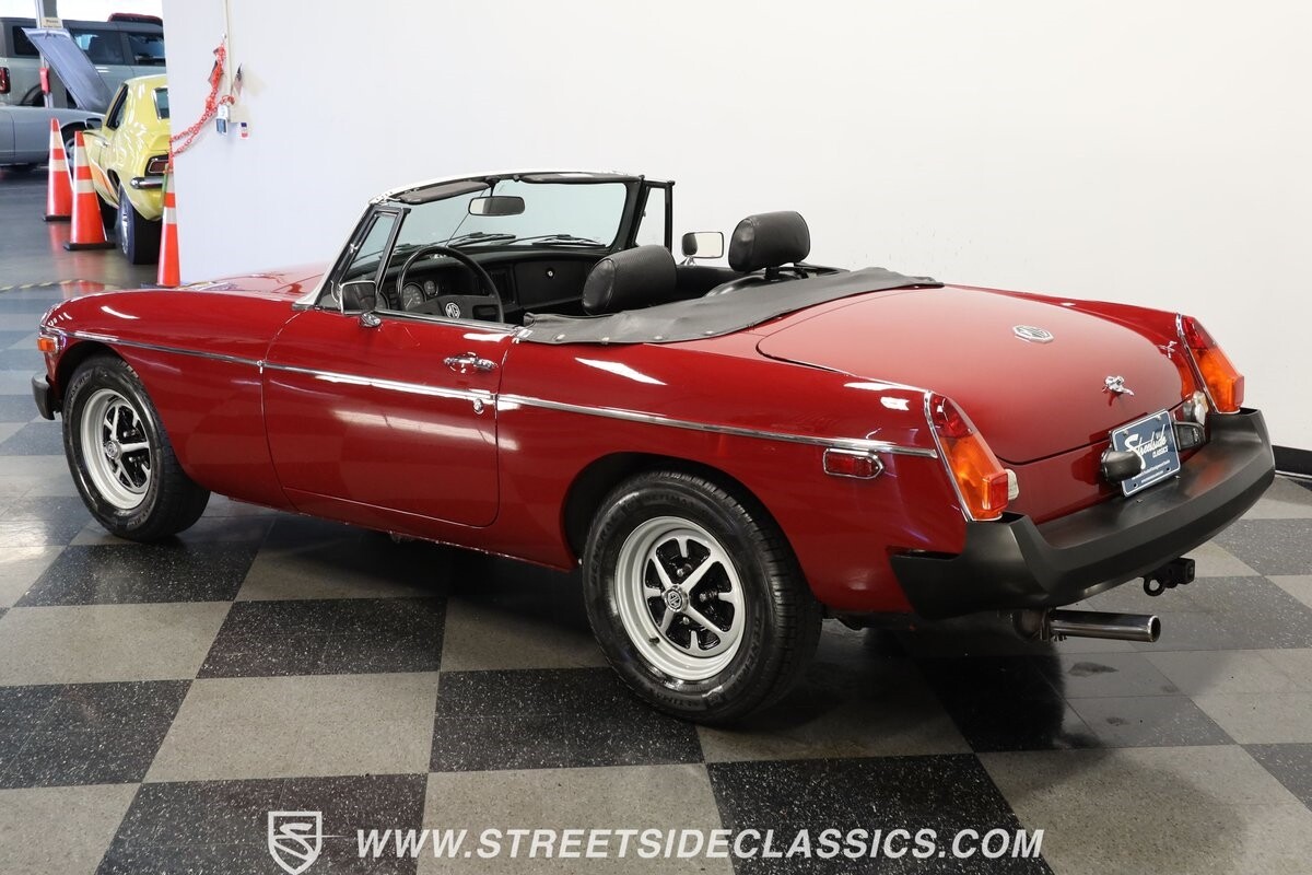 MG-MGB-1979-Convertible-6