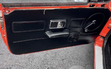 MG-MGB-1979-Convertible-8