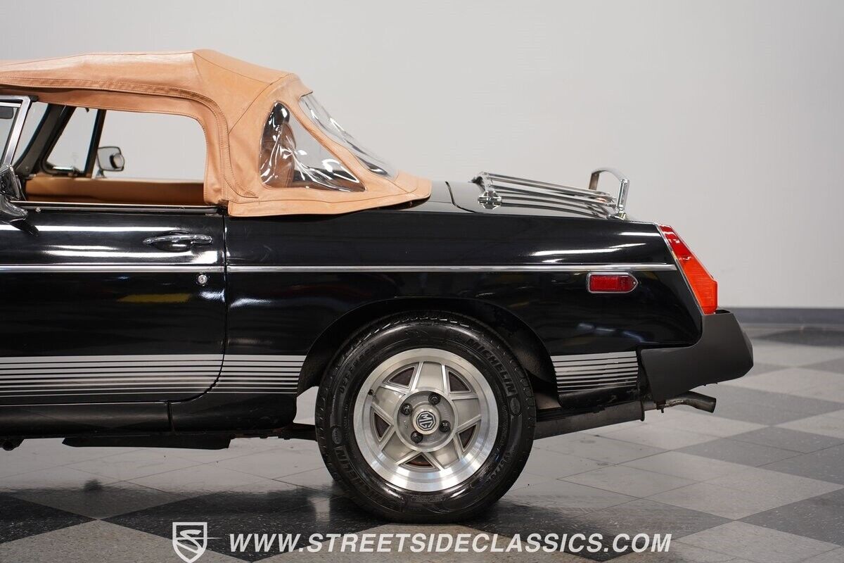 MG-MGB-1980-Convertible-23