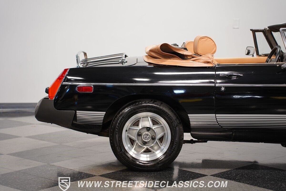 MG-MGB-1980-Convertible-28