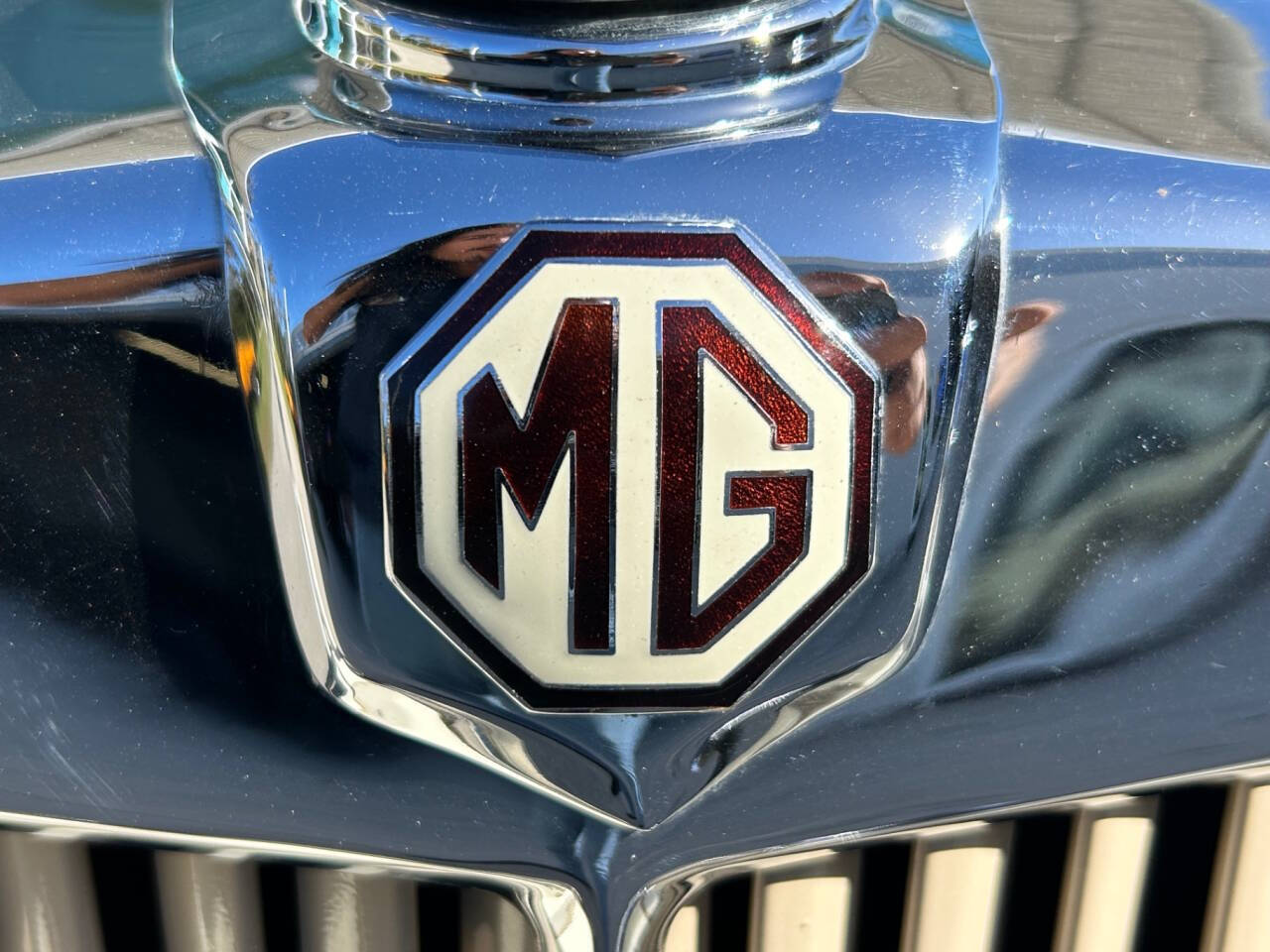 MG-T-Series-1951-Convertible-10