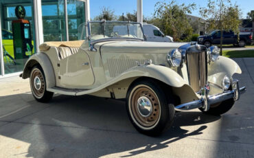 MG-T-Series-1951-Convertible-2