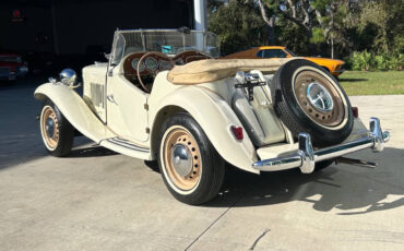 MG-T-Series-1951-Convertible-6