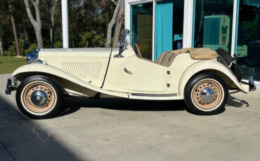 MG-T-Series-1951-Convertible-7