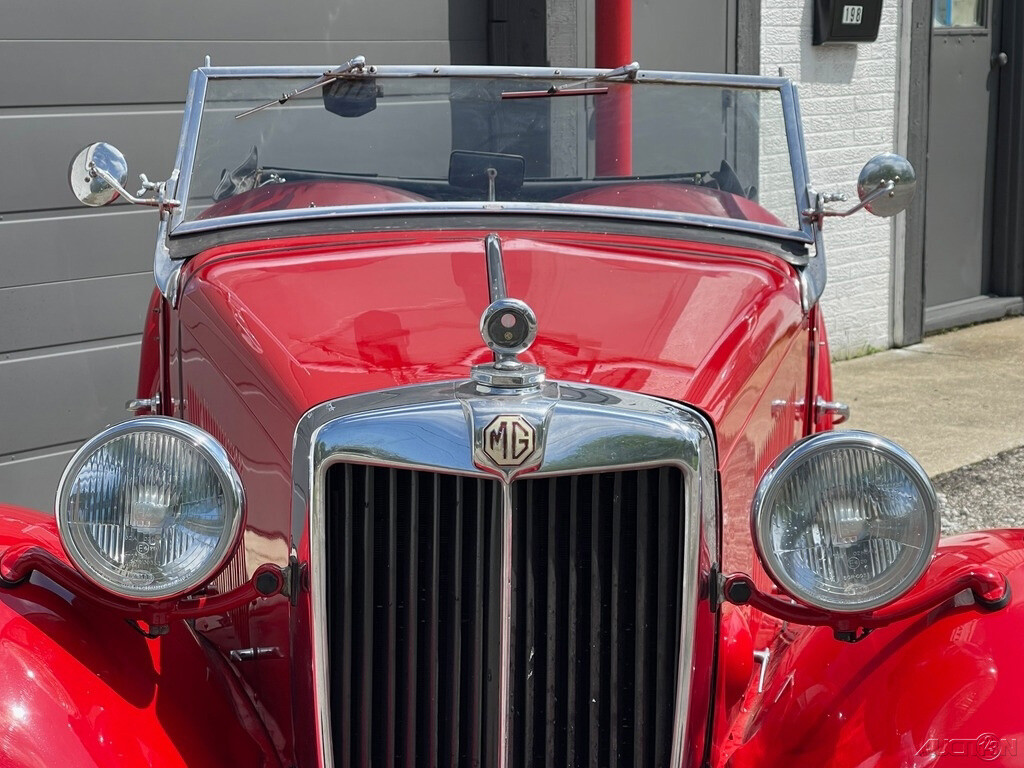 MG-T-Series-1953-Convertible-13