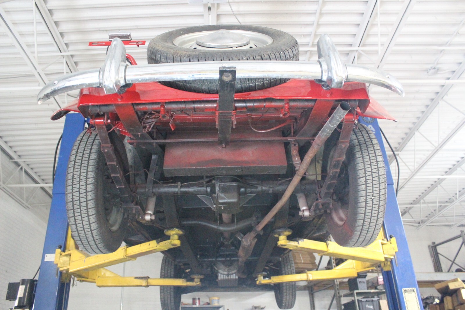 MG-T-Series-1953-Convertible-32