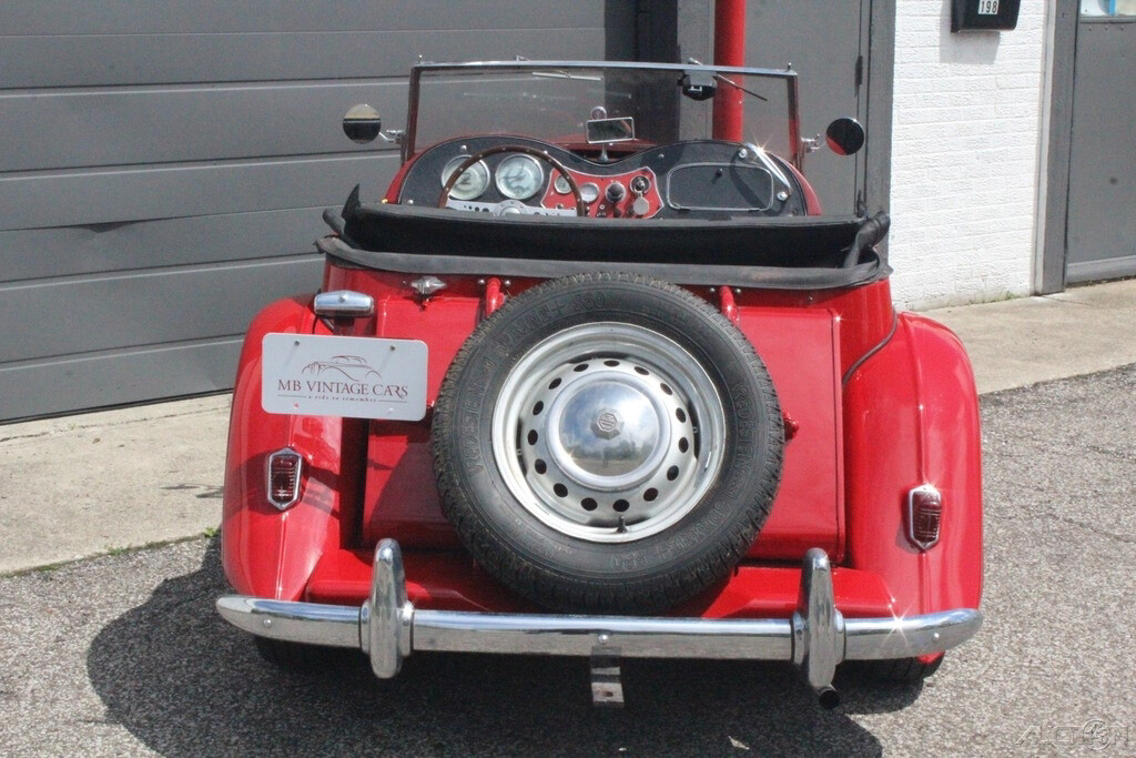MG-T-Series-1953-Convertible-7