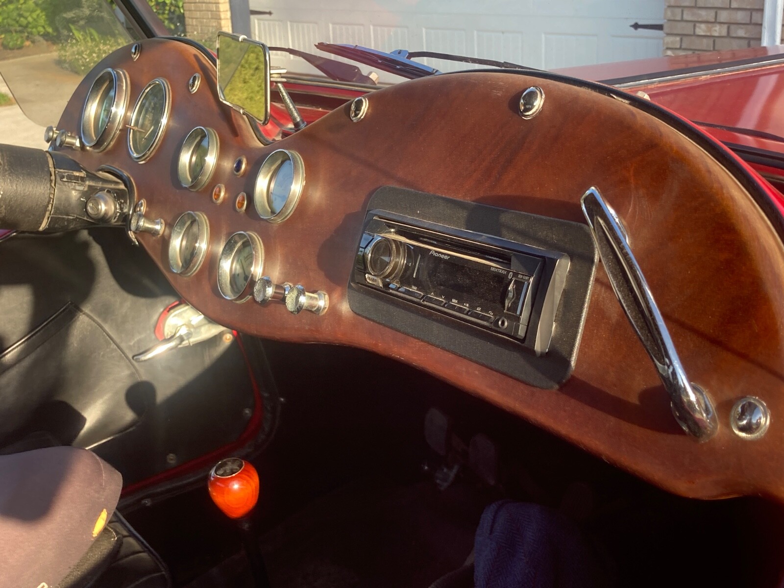 MG-T-Series-1969-Convertible-13