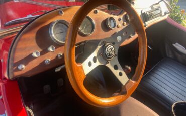 MG-T-Series-1969-Convertible-14