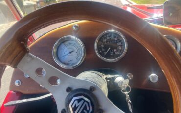 MG-T-Series-1969-Convertible-15