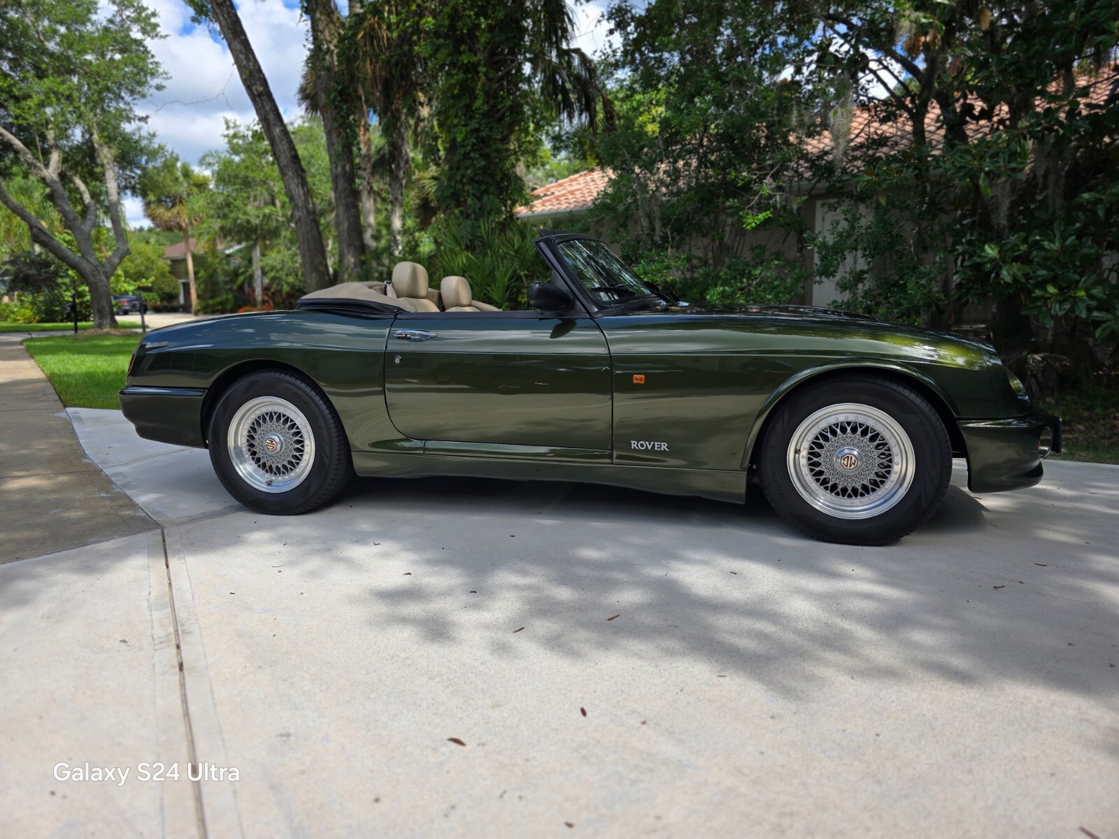 MG-V-8-1995-Convertible-2