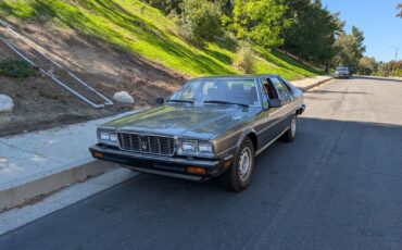 Maserati-Quattroporte-1985-Sedan-13