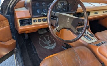 Maserati-Quattroporte-1985-Sedan-3