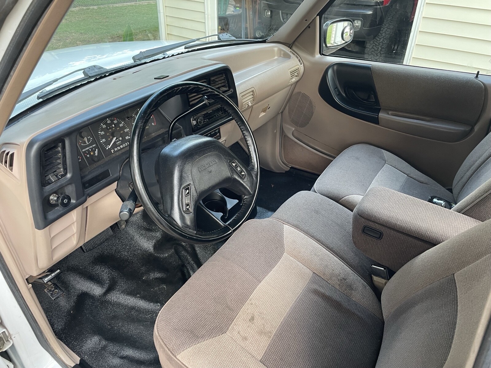 Mazda-B-Series-Pickups-1994-17